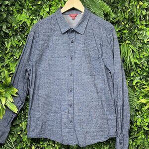 GUESS SHIRT Mens XL Blue Button Down Collared Chambray Denim Front‎ Pocket 1813